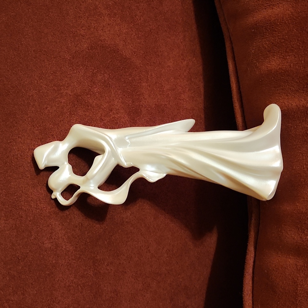 Pearlescent Couple Embrace Sculpture/Wedding Cake Topper